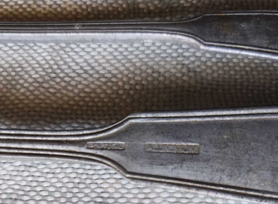 Lote de talheres em alumínio muito antigos