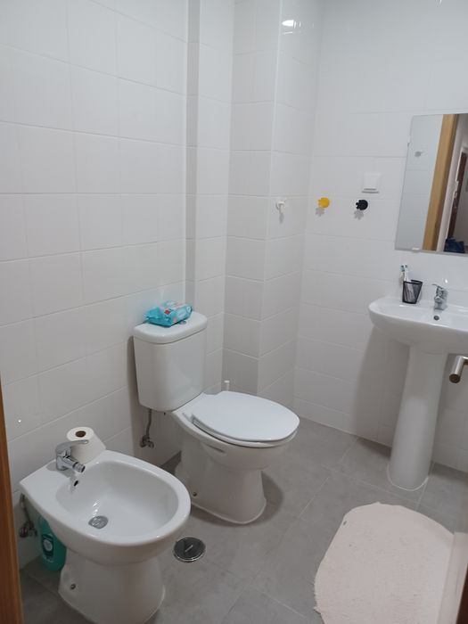 Quarto para arrendar em Marvila