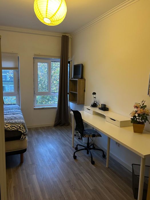 Quarto em queluz 10 min estacao comboios