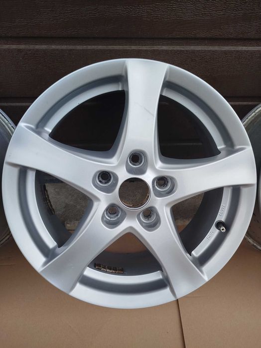 Felgi aluminiowe BORBET F 6.5Jx16H2 ET50 5x112