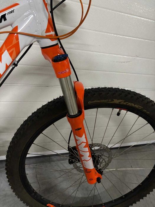 Bicicleta KTM ULTRA FIRE 27,5" em muito bom estado