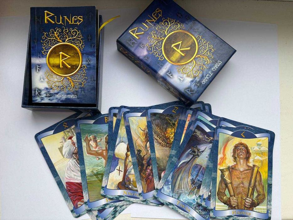 Оракул Руни - Runes Oracle. Lo Scarabeo оригінал