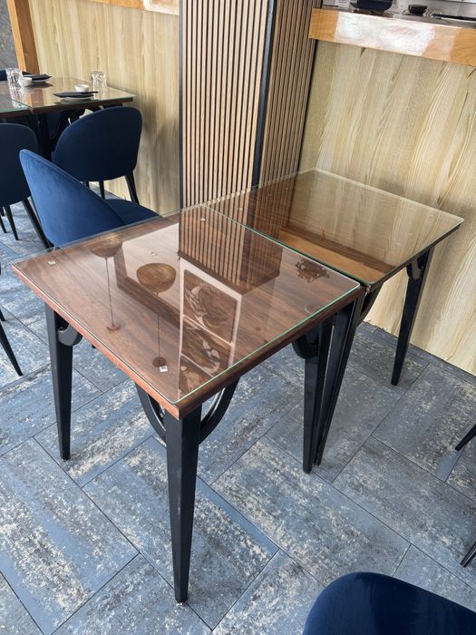 Vendese mesa de restaurante