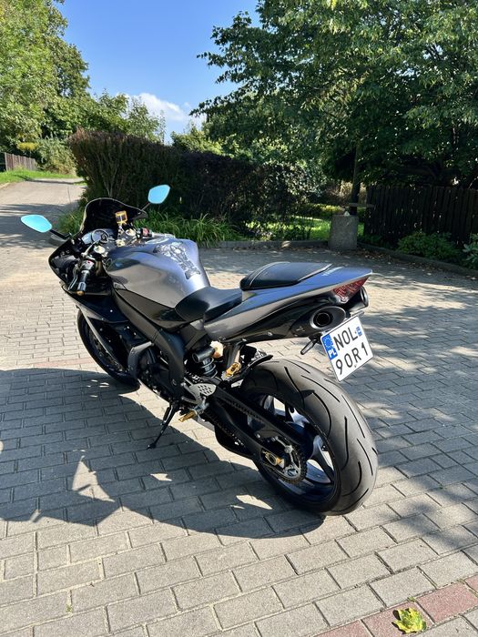 Yamaha R1 RN12 2005 – 19 tys. km, dodatki Rizoma + Power Commander 5