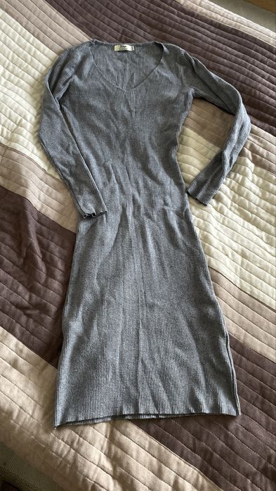 ciepła sukienka midi s/m szara