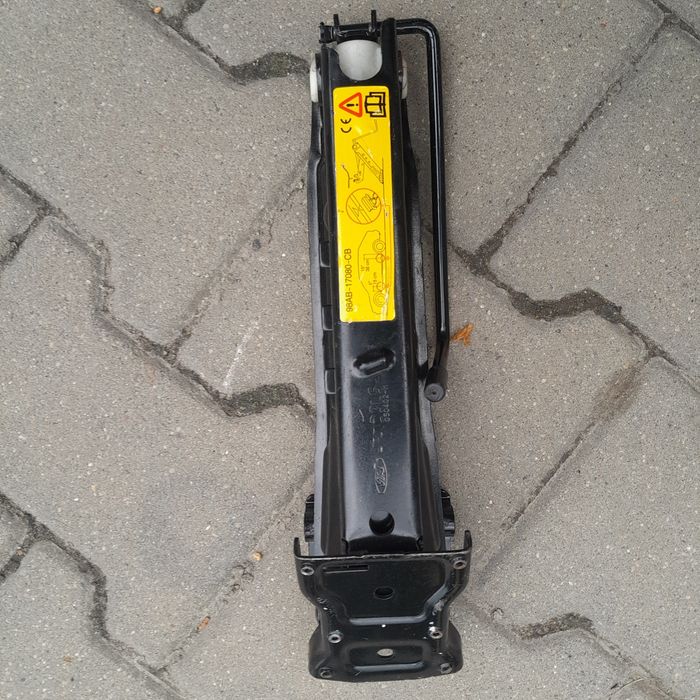 Домкрати: WV.ford. пежо, рено, лексус,сітроєн, ауді, опель,авео,шкода.