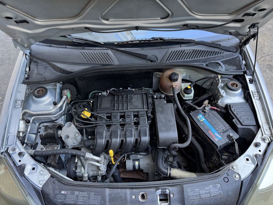 Renault Clio II 1.2 16V - RESERVADO