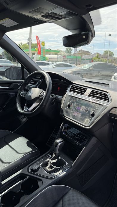 Volkswagen Tiguan SEL R-line Premium Plus 4motion Фольксваген Тігуан 2022 р 2,0 бенз 8АКПП