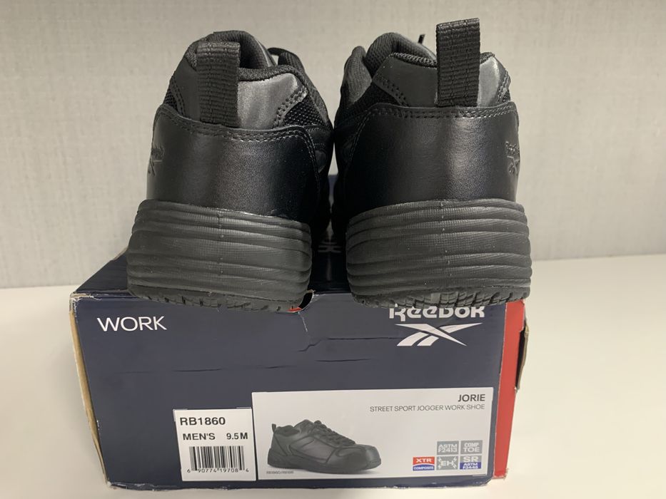 Рабоче взуття Reebok