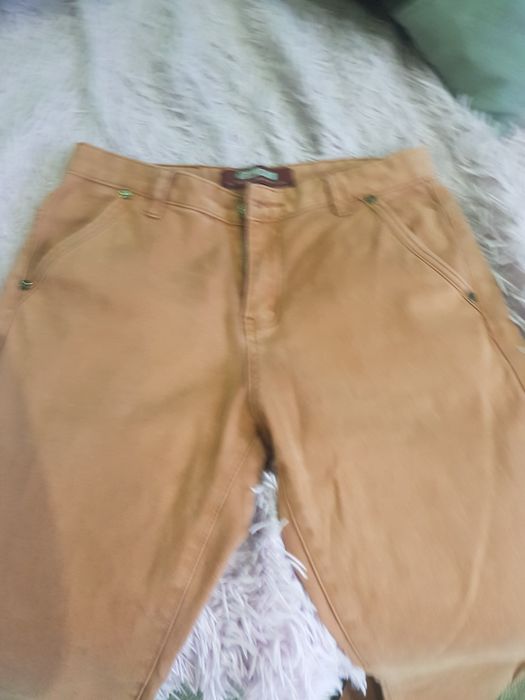 Продам брюки шкільні