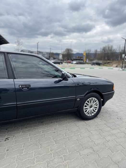 Audi 80 B3 1.8 бензин 1989 • Надійний автомобіль • Сів і поїхав