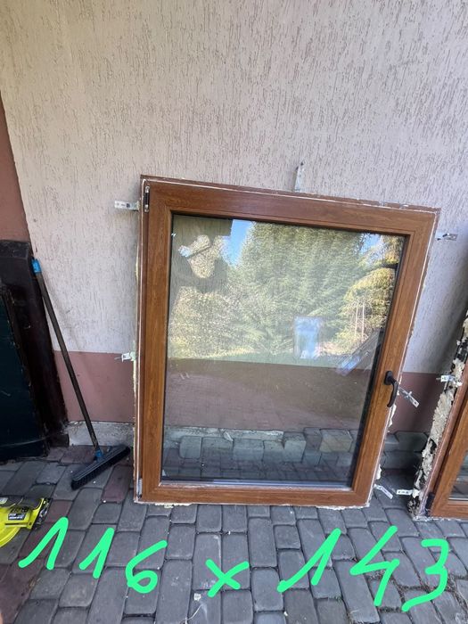 Okna plastikowe złoty dąb