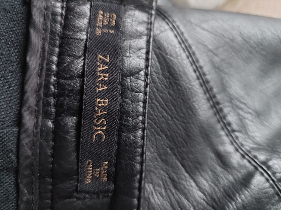 Шкіряна спідниця S