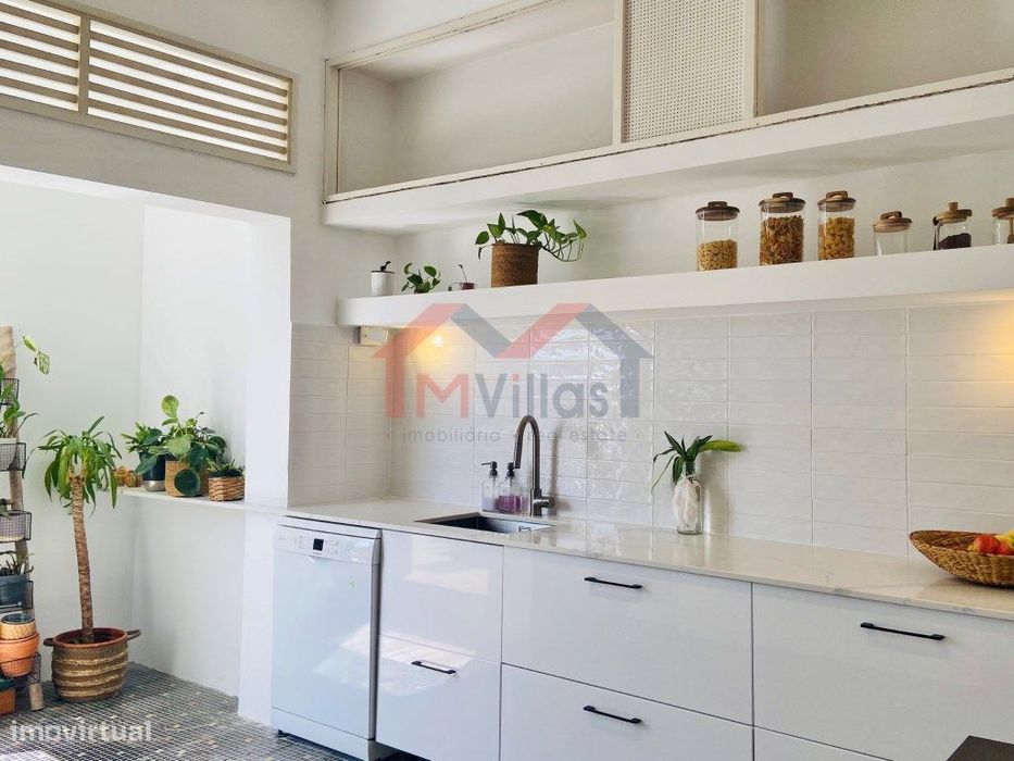 Apartamento T7 com vista mar no centro - Loulé