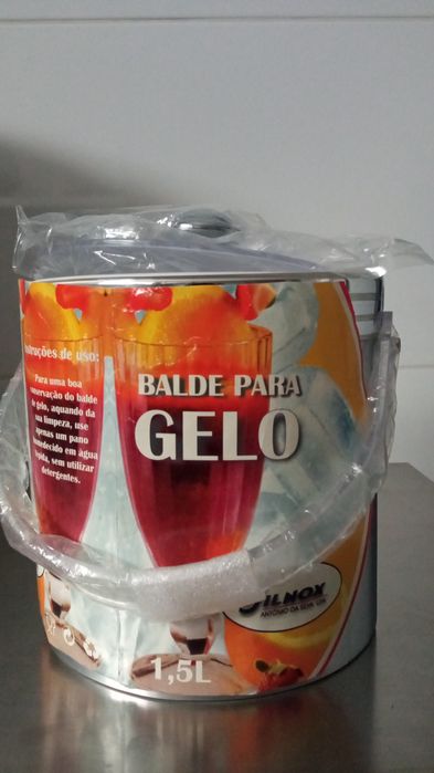 Balde de gelo novo