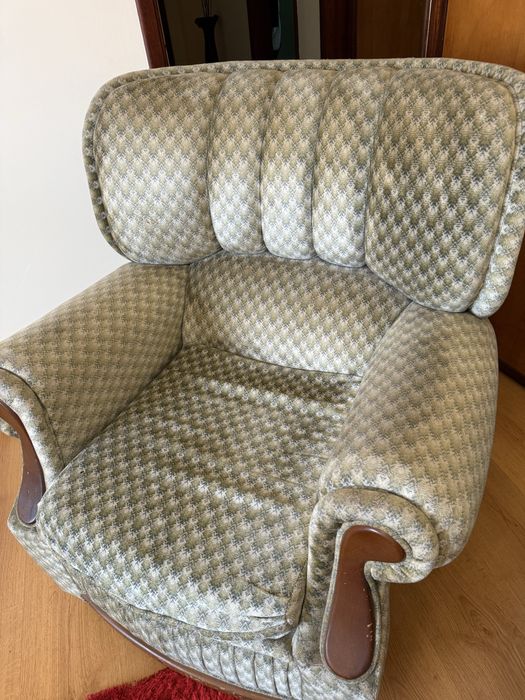 Sofá e 2 cadeirões