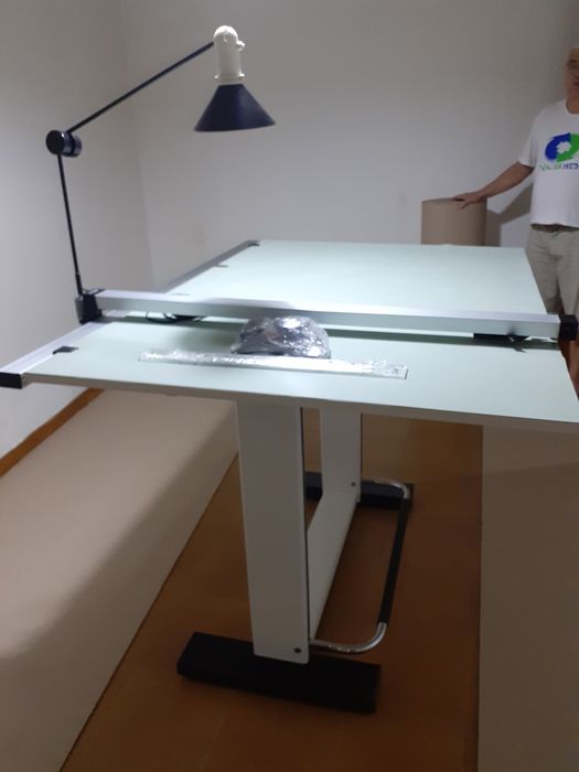 Estirador ITISE / Máquina Desenhar / Candeeiro
