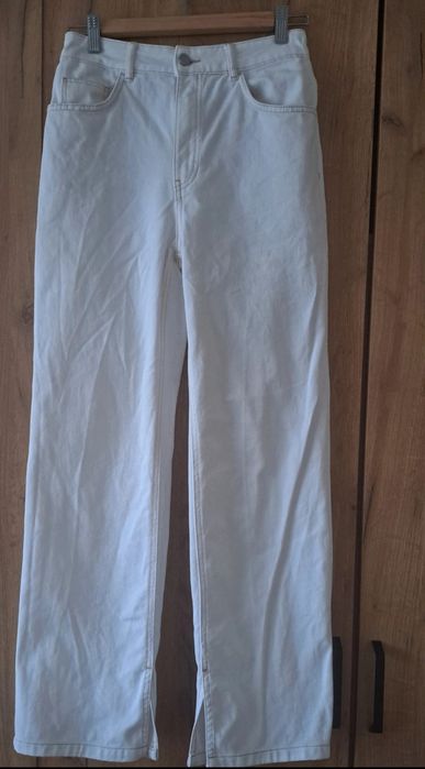 Ecre jeansy Massimo.Dutti