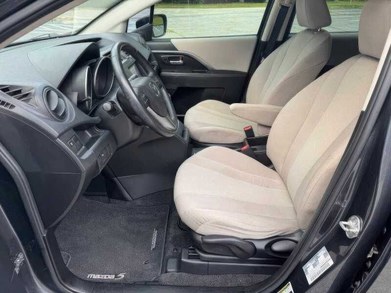 2013 Mazda MAZDA5 Touring