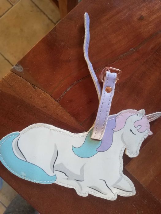 New look zawieszka na bagaż jednorożec