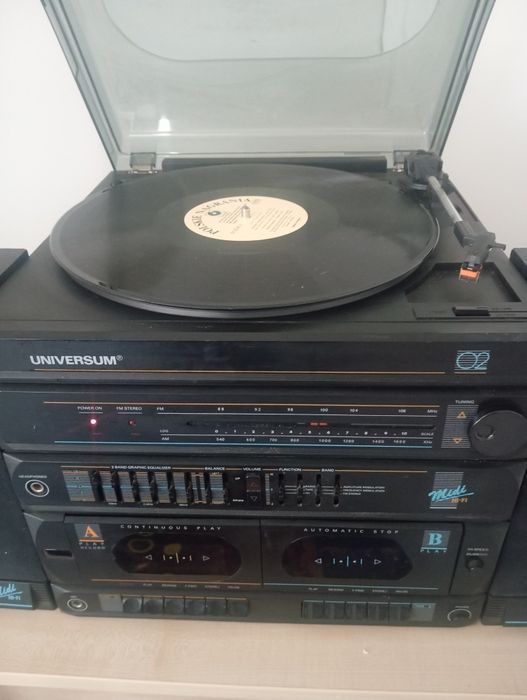 Wieża HiFi Universum z kolumnami + pilot oryginalny z gramofonem