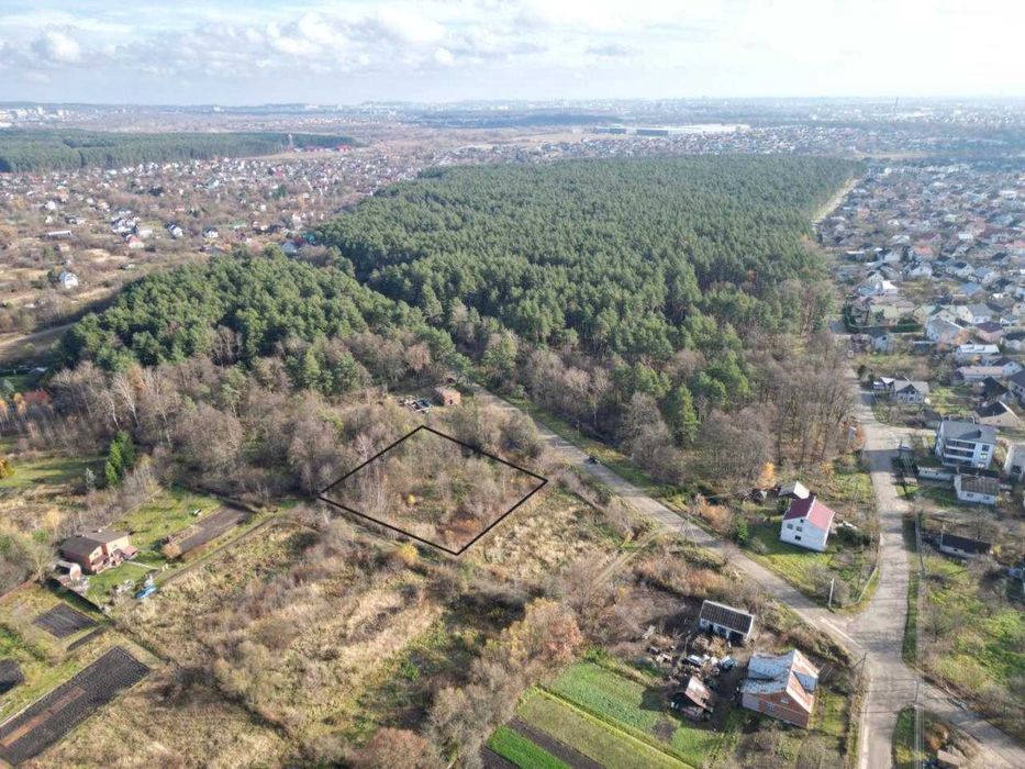 Терміновий продаж земельної ділянки в Львівській області, с. Рудне