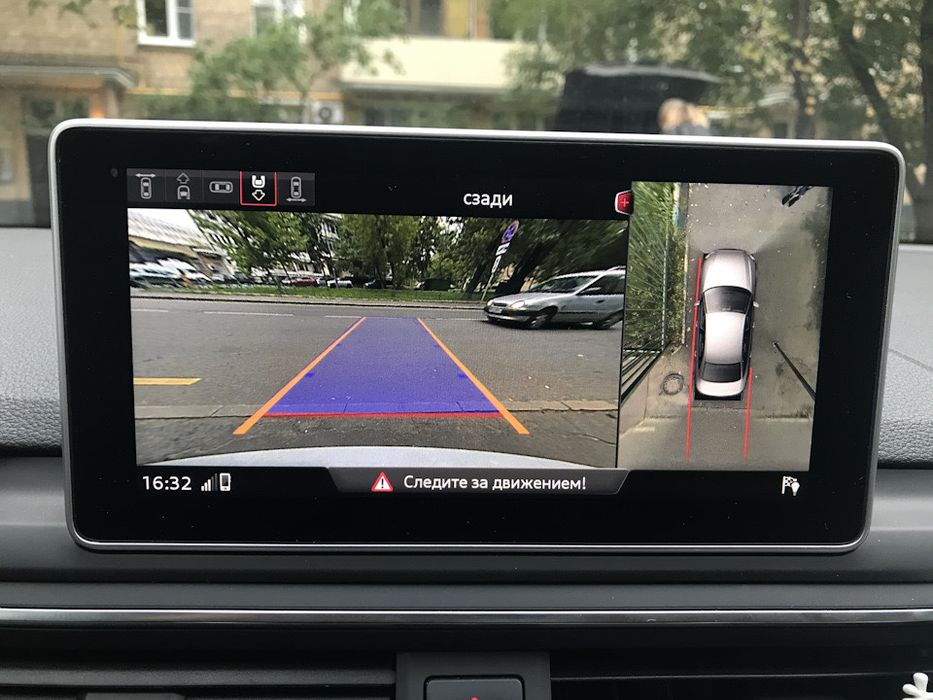 Круговой обзор Audi A4 Area View