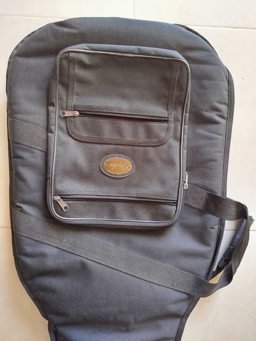 Mala guitarra almofadada