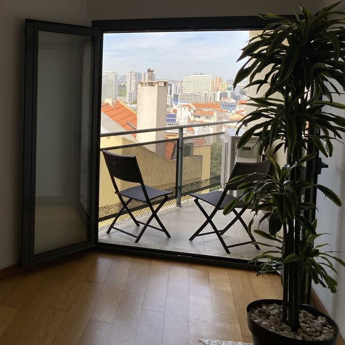 Conjunto de 2 cadeiras de jardim dobráveis em rattan sintético