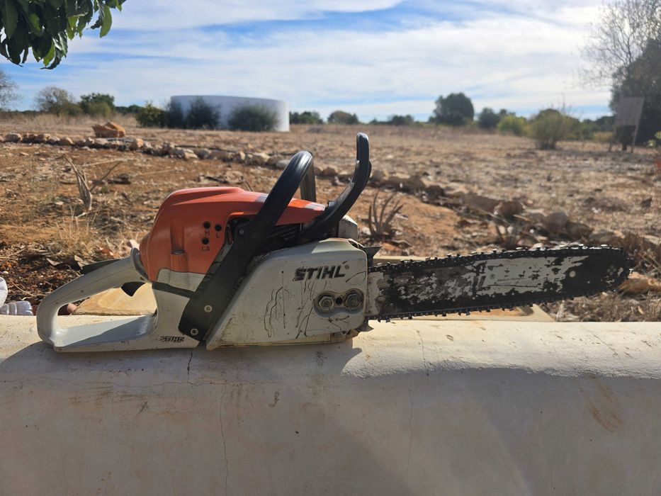 STIHL MS271 - Motosserra de gasolina -