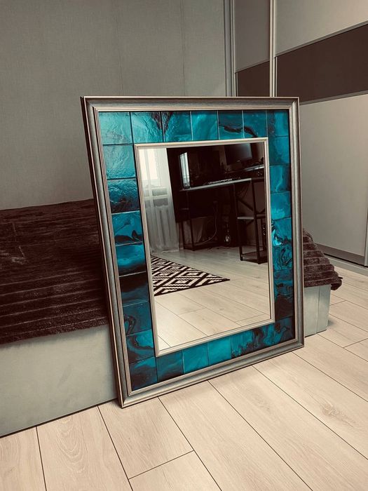 Дзеркало ручної роботи