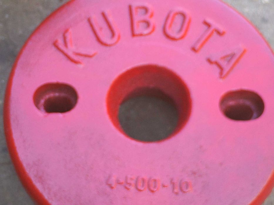 alfaias originais motocultivador KUBOTA rodas e pesos 30kg cada