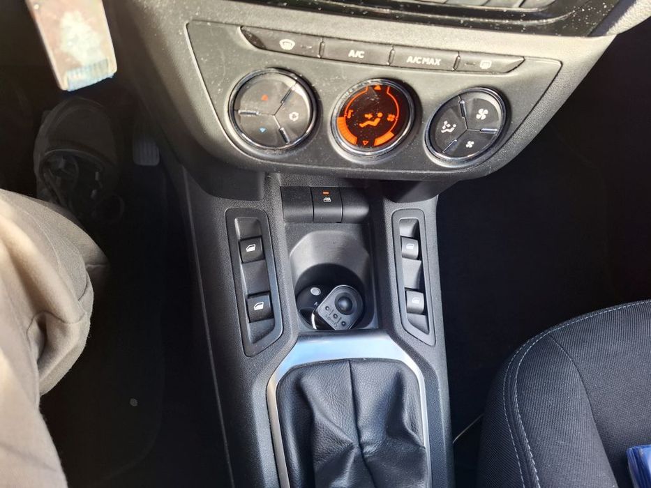 Peugeot 301