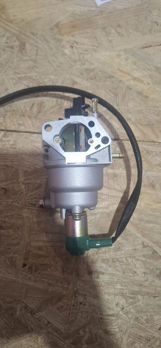 Карьбюратор на F 188_190 на 7.   8 кв