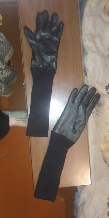 Жіночі шкіряні рукавиці