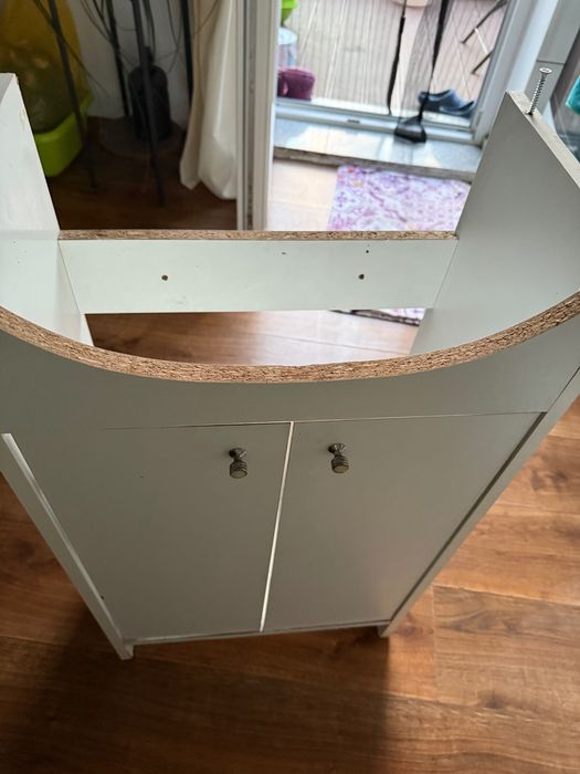 Szafka pod umywalkę