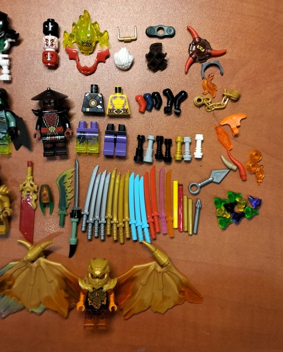 Lego Ninjago original лего ніндзяго оригінал мініфігурки аксесуари