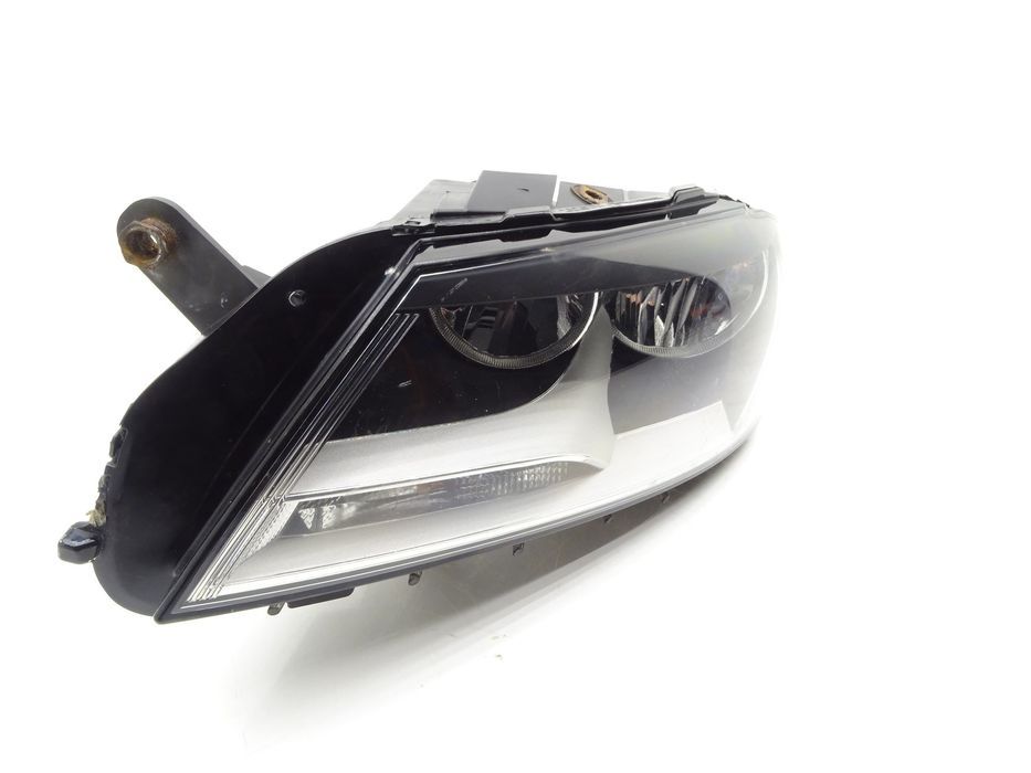 Lampa przód przednia lewa lewy kompletna 02512424 VW passat b7