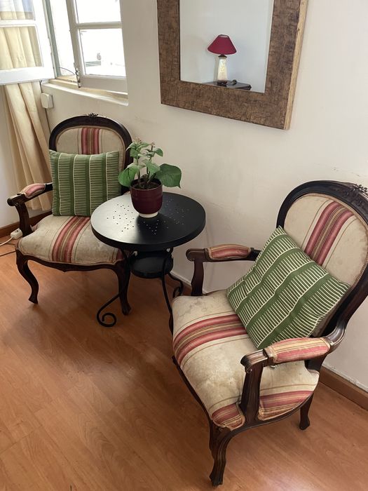 Cadeirão estilo Luis XV