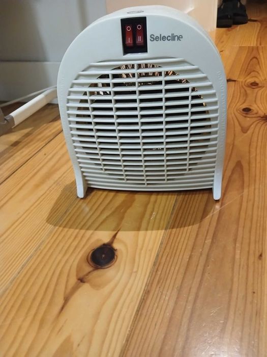 Quase uma doação : Tv , 2 Aquecedores , ar condicionado manual, etc