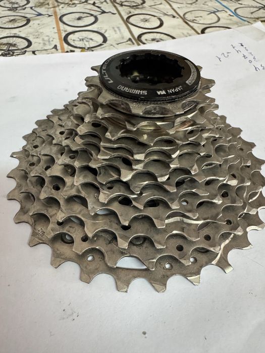 Cassete Shimano Ultegra CS-R8101 12 speds, 11-30T como nova.