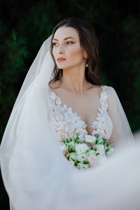 Весільна сукня в ідеальному стані