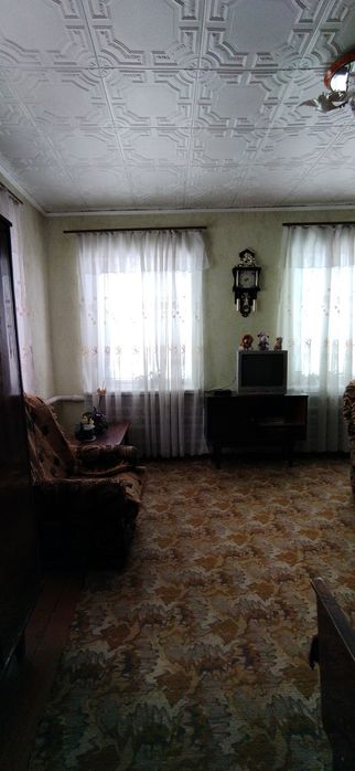 Продам добротний будинок на дві сім'ї