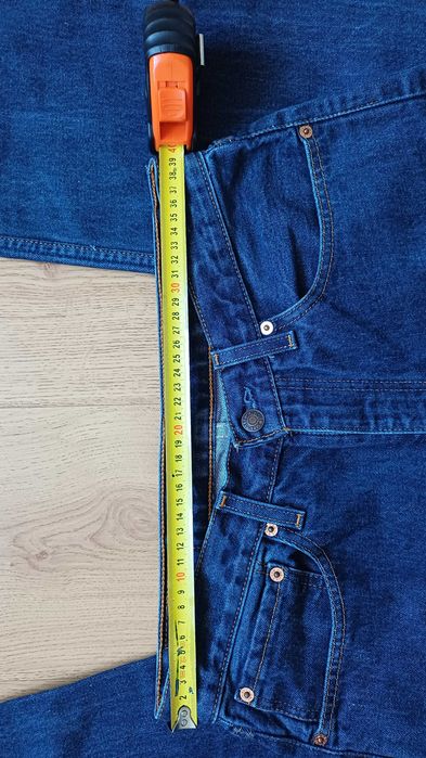 Spodnie Levis  751