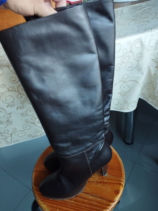 Botas em pele castanho escuro como novas nº37