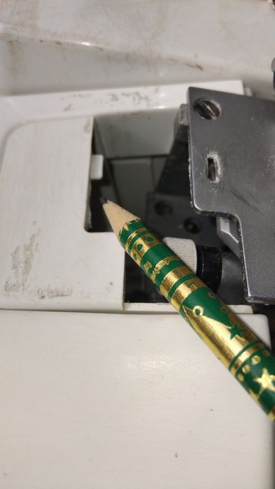 Оверлок Siruba  HSO 747D