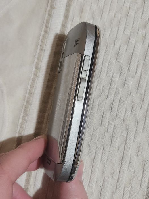 Продам Nokia E75-1