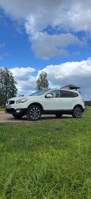Nissan Qashqai+2 Nissan Qashqai 2.0B ,7-osób,2 kpl.alu:lato/zima,navi,kamery 360