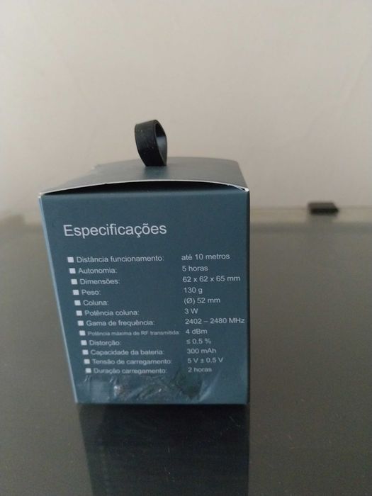 Coluna com ligação bluetooth e iluminação a led
