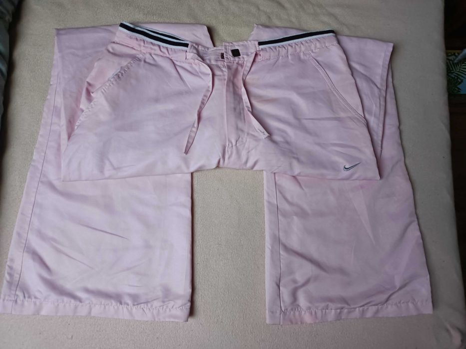 Spodnie różowe Nike